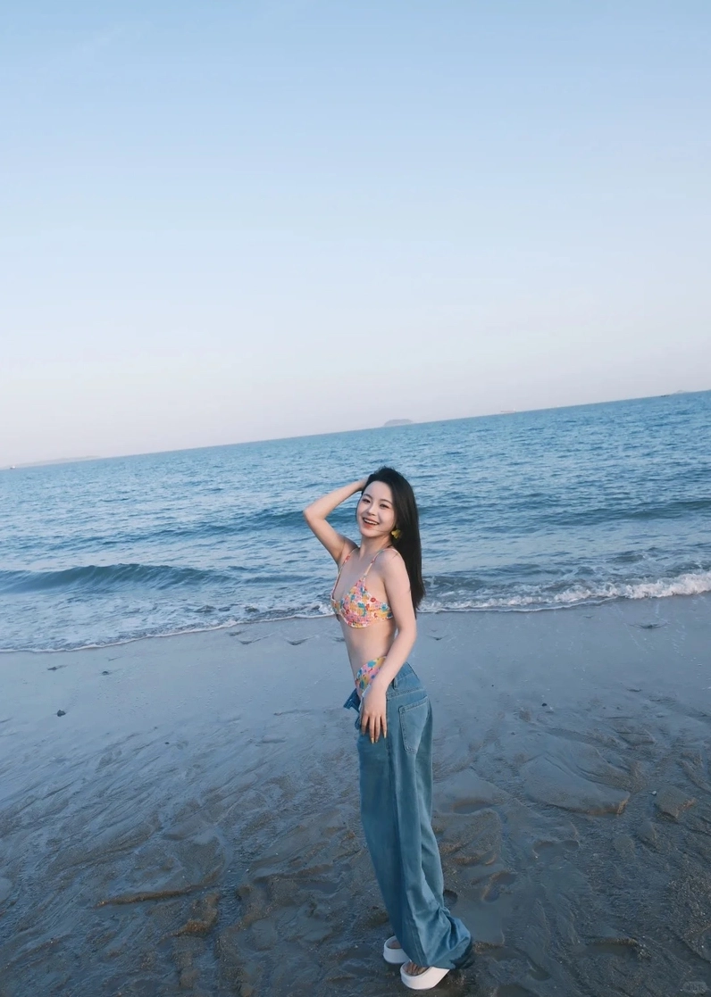 Ảnh gái đẹp Trung Quốc bikini gợi cảm