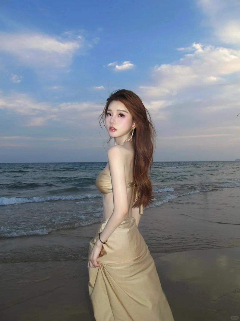 Ảnh gái xinh bikini Trung Quốc với nụ cười tỏa nắng