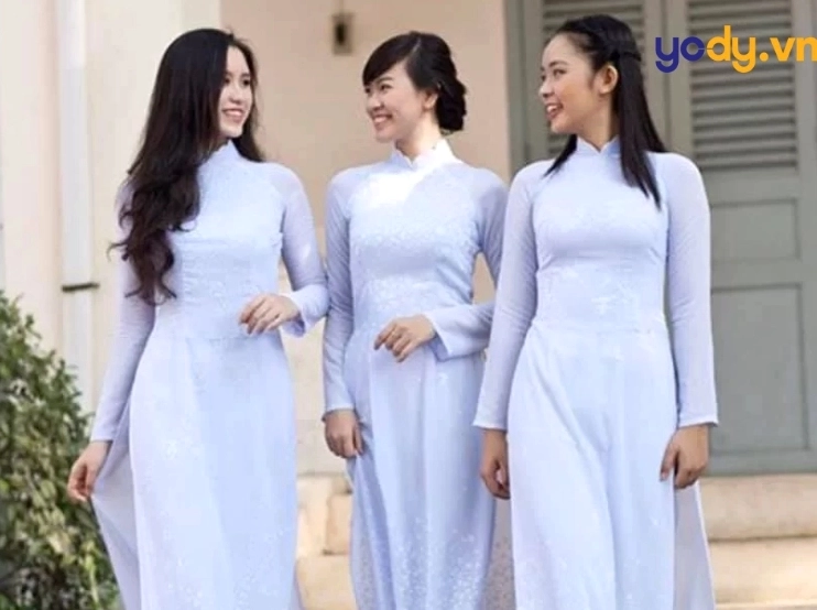 Trọn bộ ảnh cô gái mặc áo 3 dây quyến rũ và đầy cuốn hút năm 2026 5 Ảnh gái xinh mặc áo dây với dáng vẻ thanh lịch và quyến rũ không thể chối từ