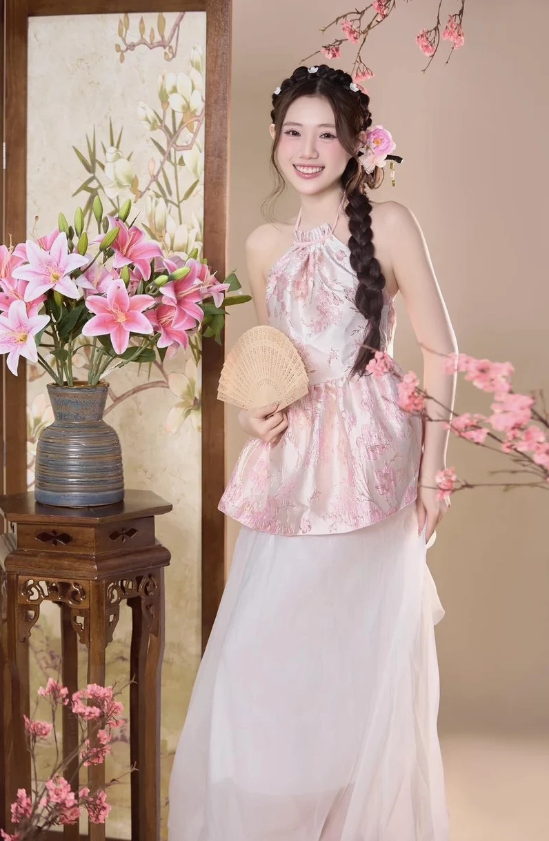 Bức ảnh chất lượng HD lột tả chân thực vẻ đẹp rạng rỡ của cô gái 2000