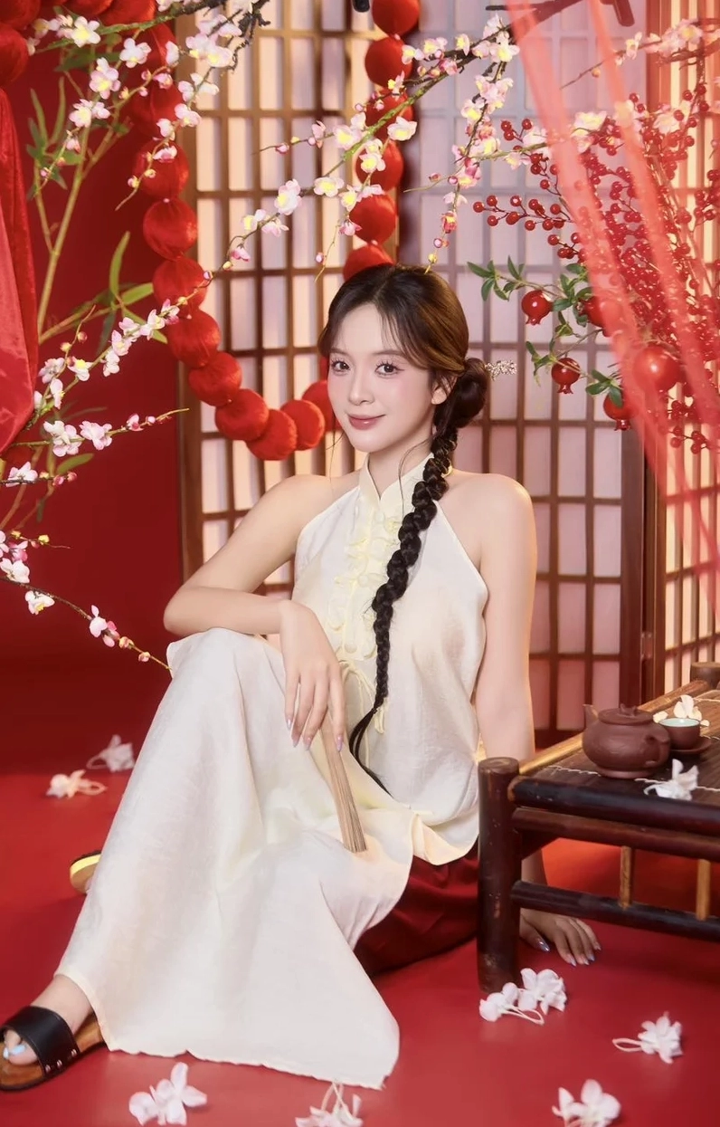 Chất lượng vượt trội ảnh gái xinh 2k 4k làm hình nền máy tính