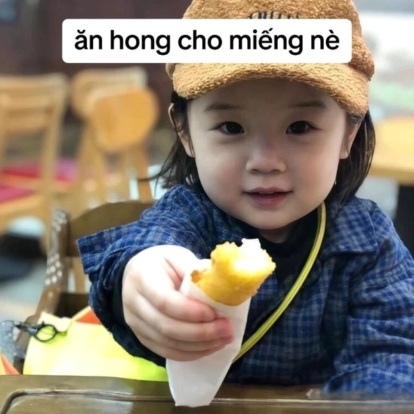 Chết cười với meme há miệng ra đút cho ăn nè full combo bựa