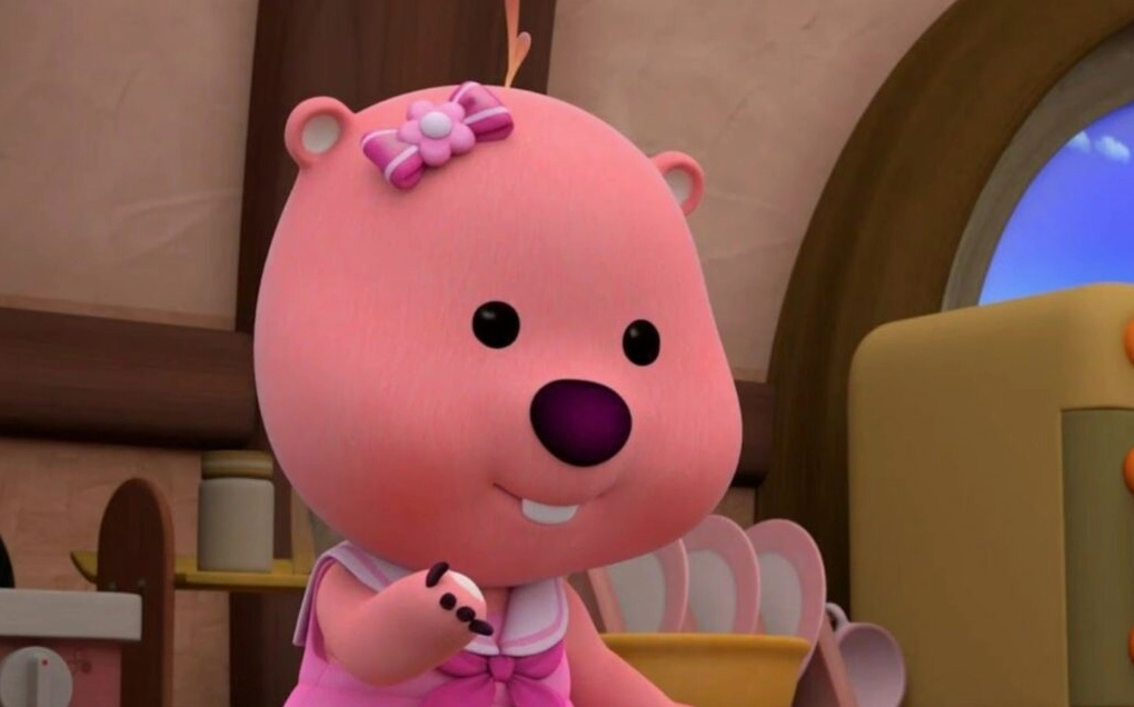 Cô hải ly loopy meme với nụ cười gượng gạo bá đạo