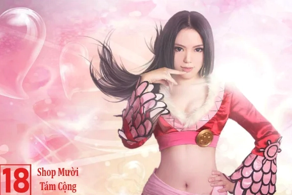 Bộ sưu tập 30 ảnh gái xinh One Piece mặc bikini nóng bỏng nhất 15 Cosplay Boa Hancock phô diễn vóc dáng nóng bỏng