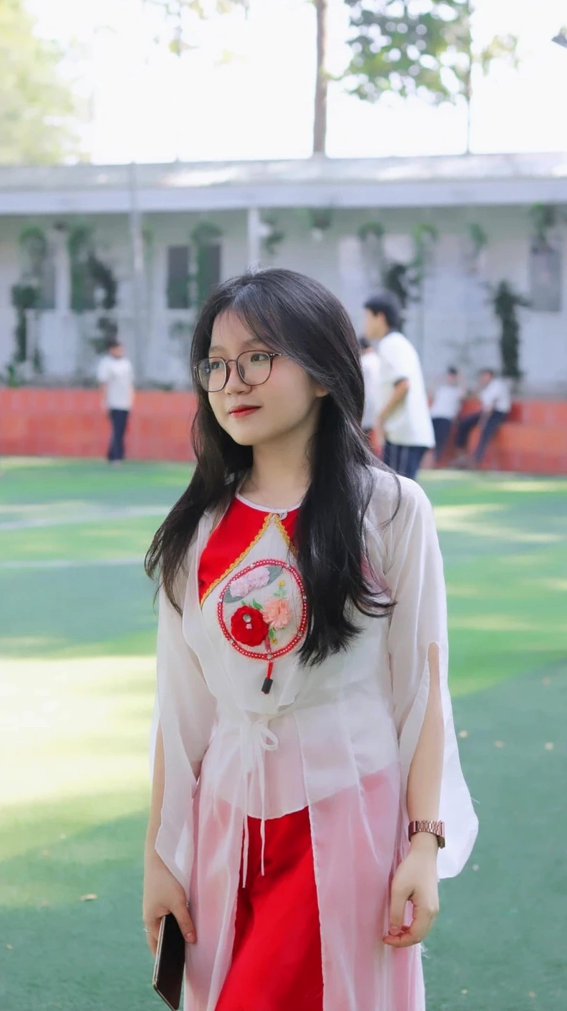 Gái xinh 2k đẹp nhất với nét đẹp tự nhiên cuốn hút người nhìn