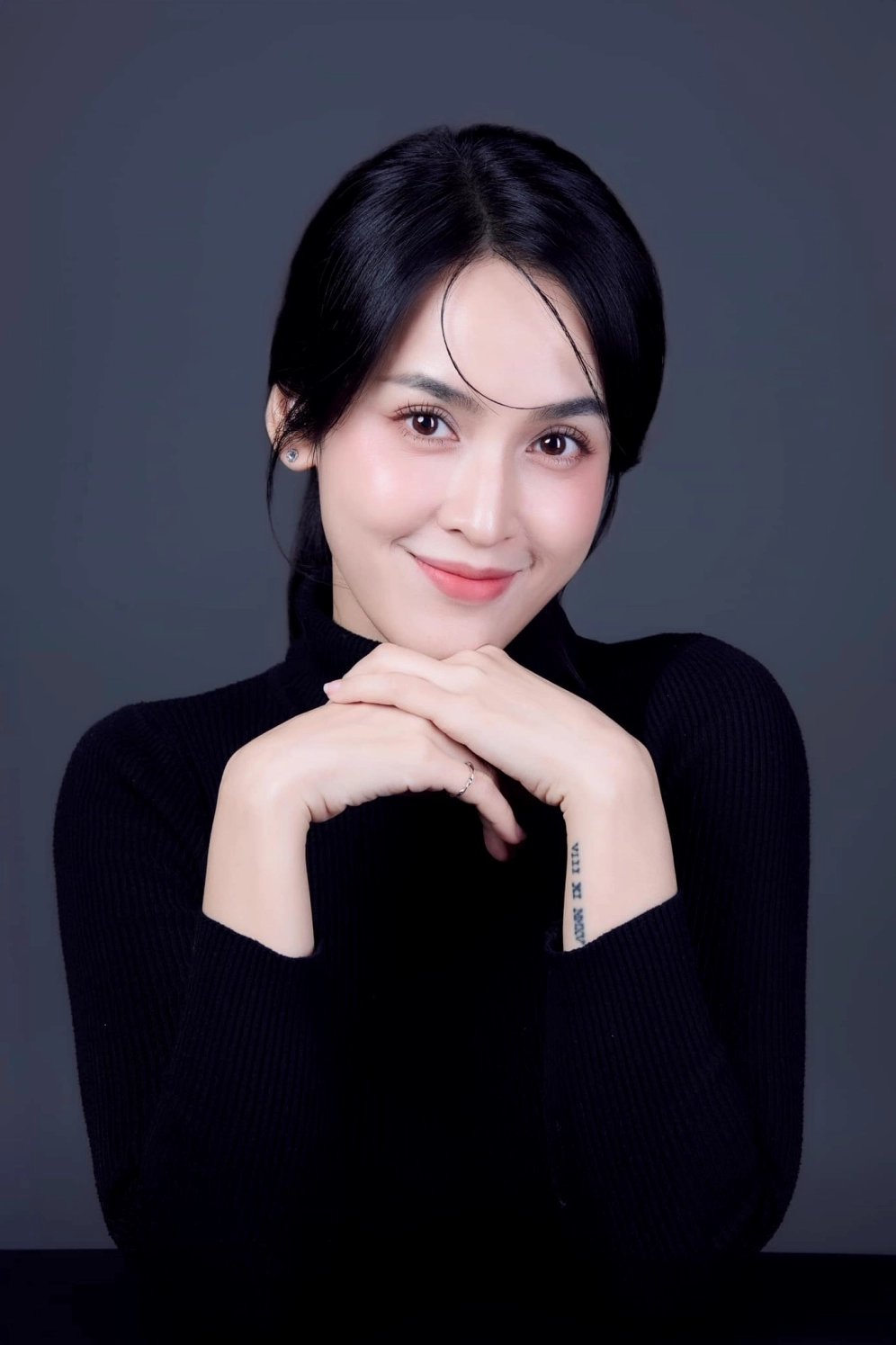 Gái xinh đẹp rạng rỡ thu hút mọi ánh nhìn