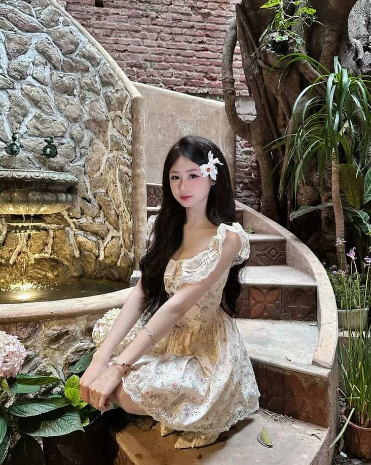 Trọn bộ 25 ảnh gái đẹp 2k5 xinh xắn đáng yêu quyến rũ nhất 2026 24 gái xinh mặt đẹp 2k5.