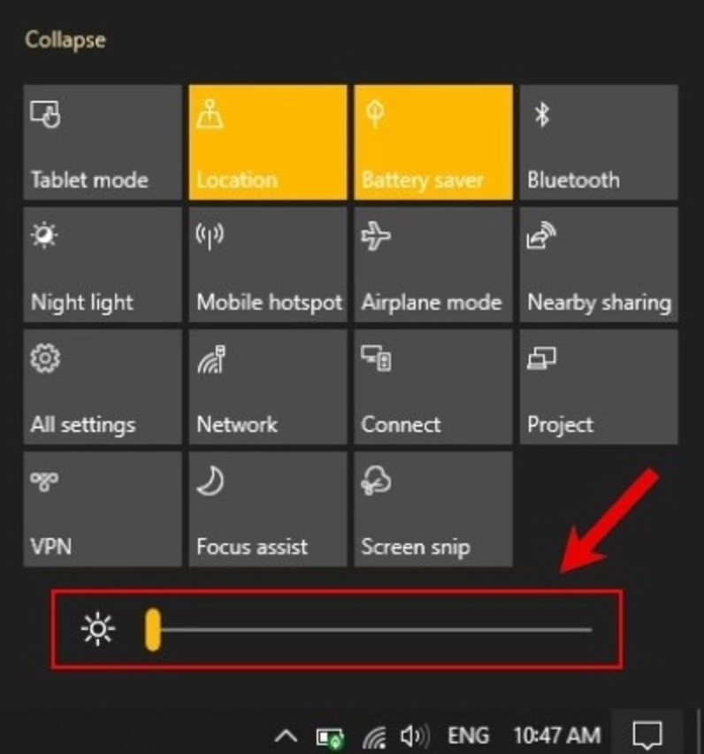Hướng dẫn chi tiết cách tăng thời gian sử dụng pin laptop hiệu quả nhất 2 Giao diện cài đặt hiển thị trên Windows giúp người dùng điều chỉnh độ sáng màn hình