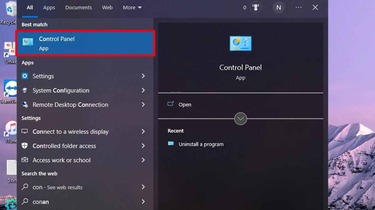 Giao diện khu vực Programs and Features bên trong Control Panel