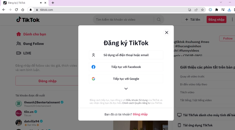Giao diện trải nghiệm video trực tuyến thông qua nền tảng trang web