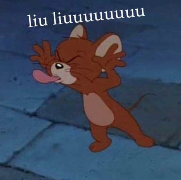 Gương mặt cợt nhả thương hiệu của chú chuột thông minh
