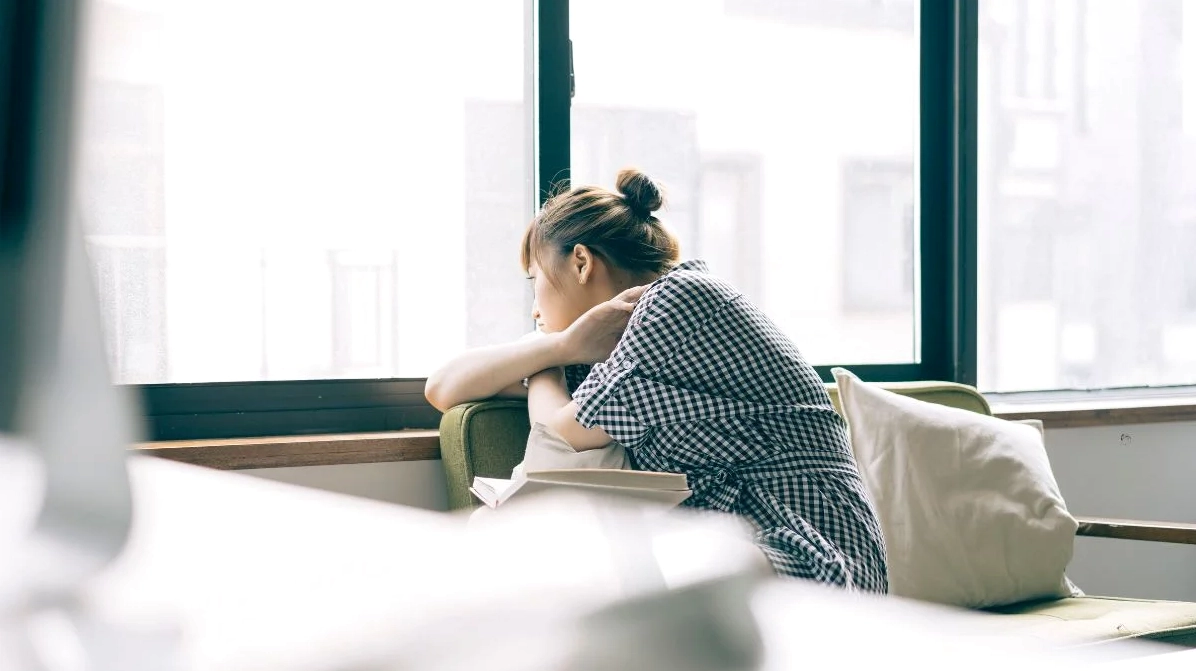 Tuyển tập ảnh vẽ cô gái buồn chất ngầu lôi cuốn nhất 17 Hình ảnh cô gái khóc mang lại cảm giác đồng cảm và xót xa