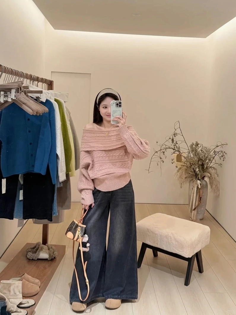 Hình ảnh gái mặc áo trễ vai nền nã dịu dàng và thanh lịch quý phái