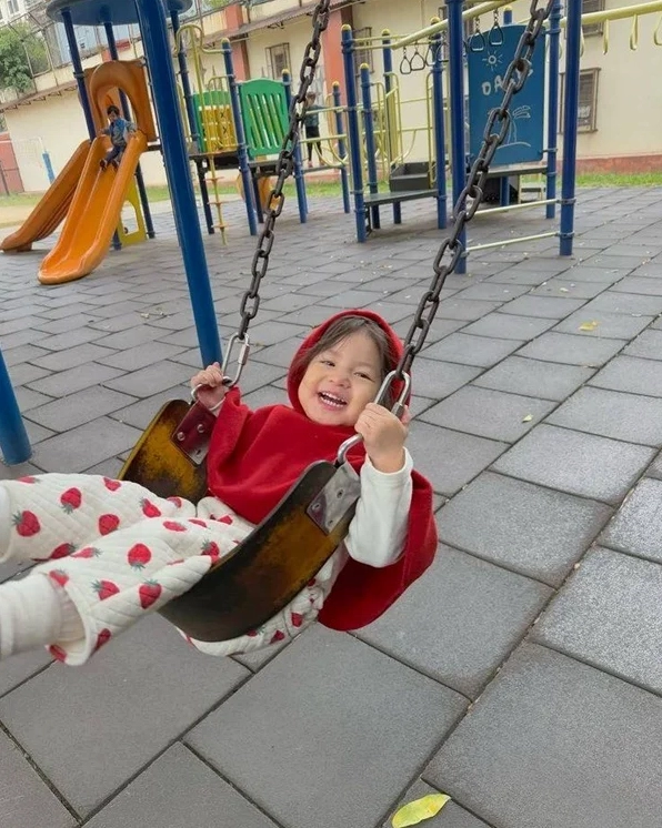 Tổng hợp bộ sưu tập meme pam lườm nhếch mép hài hước nhất 10 Hình ảnh meme pam 9 buồn ngủ