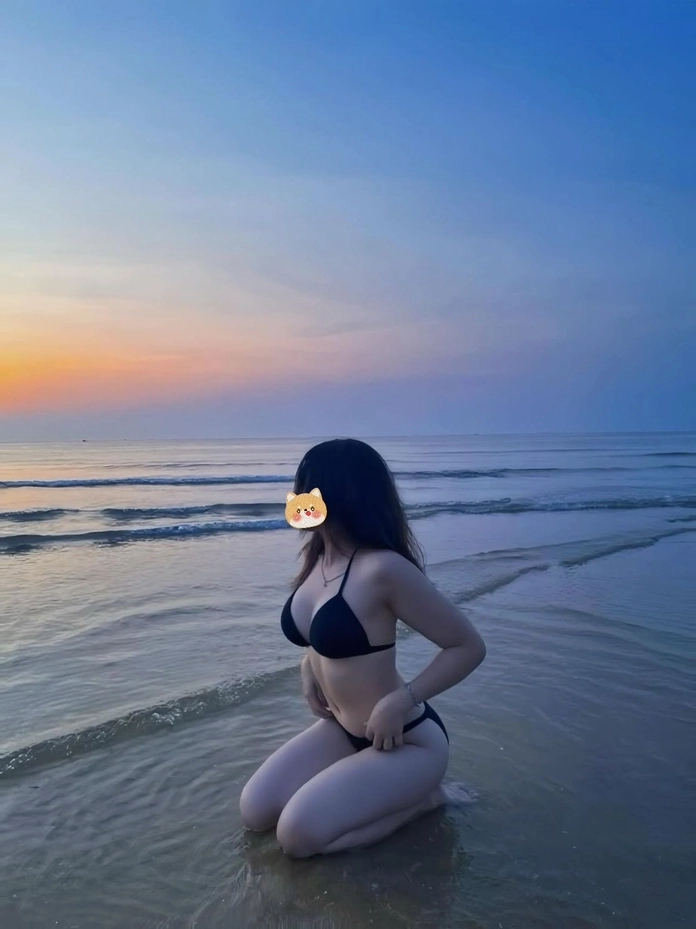 Hình nền gái xinh che mặt phong cách bí ẩn lôi cuốn