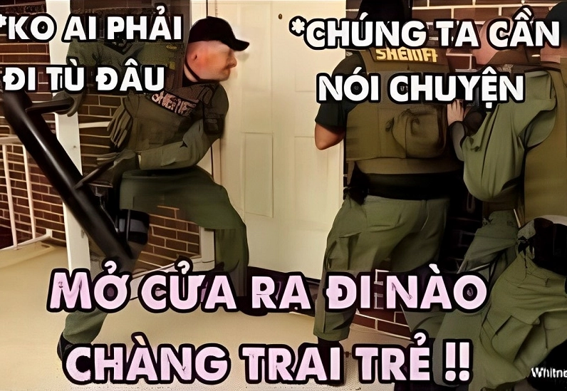 Khoảnh khắc FBI phá cửa kinh điển trong các ảnh chế