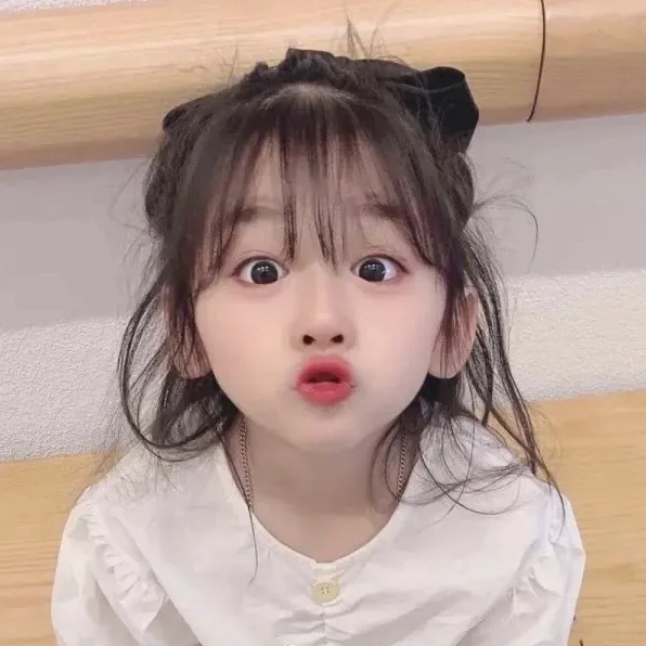 Meme chu mỏ 5 với biểu cảm cực kỳ hài hước