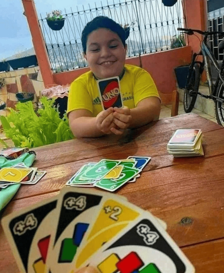 Meme uno đổi chiều luôn mang lại sự bất ngờ và khiến trò chơi thêm phần kịch tính!