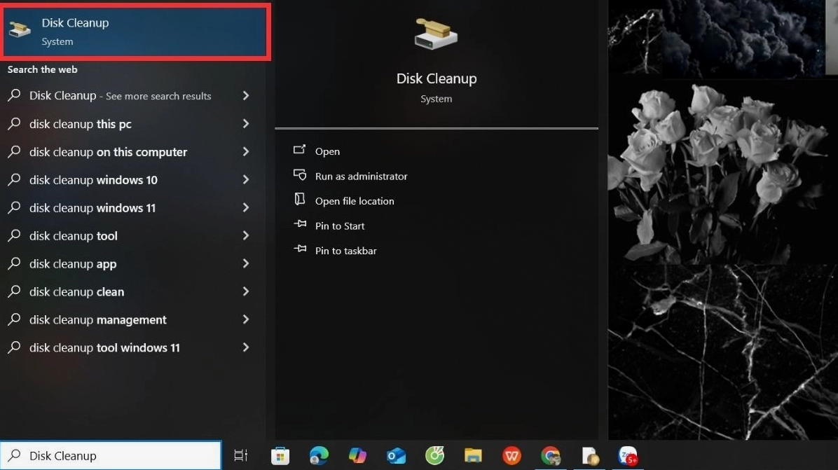 Mở Disk Cleanup bằng cách tìm kiếm trong thanh Start Menu