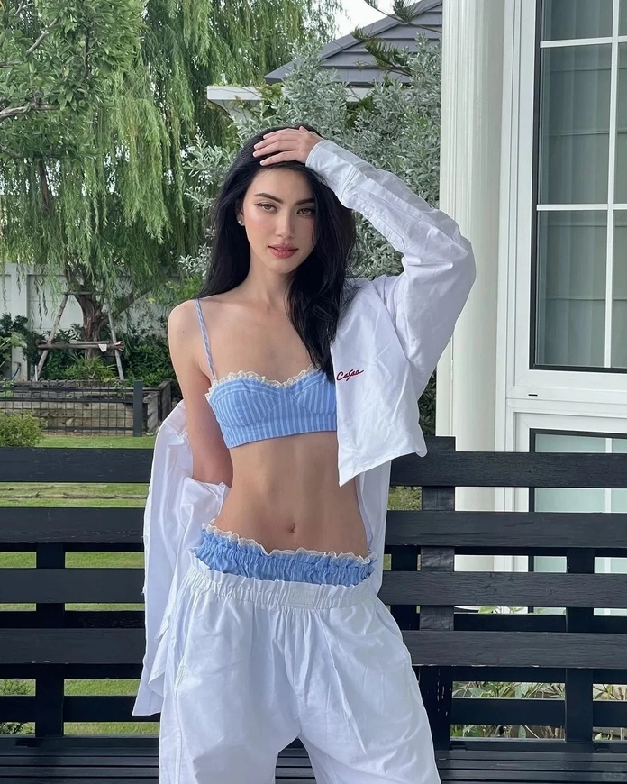 Trọn bộ 30 ảnh đẹp gái Thái Lan sexy quyến rũ mới nhất 2026 16 Nét duyên dáng đằm thắm của người con gái Thái