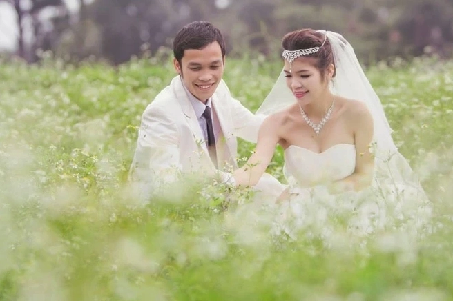 Tuyển tập hình ảnh cô gái cổ vũ bóng đá cuốn hút nhất 10 Người hâm mộ nữ cuồng nhiệt trên khán đài
