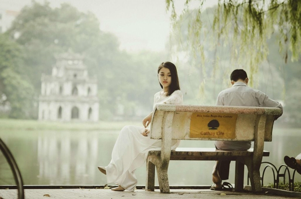 Bộ sưu tập hình nền con gái buồn mang nét đẹp tâm trạng cuốn hút nhất 8 Nỗi buồn man mác dưới cơn mưa