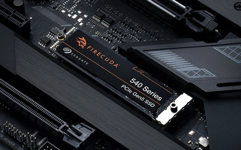 Ổ cứng thể rắn chuẩn NVMe thế hệ mới với kích thước nhỏ gọn và tốc độ truyền tải cực khủng