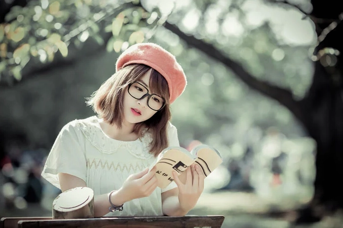 Phong cách thời trang thanh lịch nhưng vô cùng gợi cảm