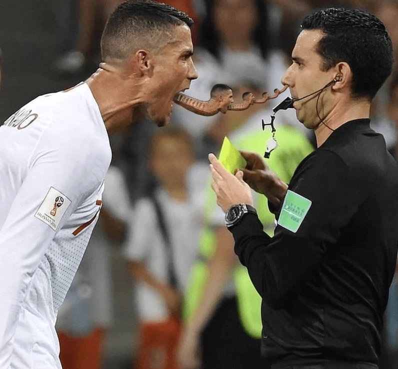 Ronaldo crying meme tái hiện biểu cảm hài hước lôi cuốn người xem
