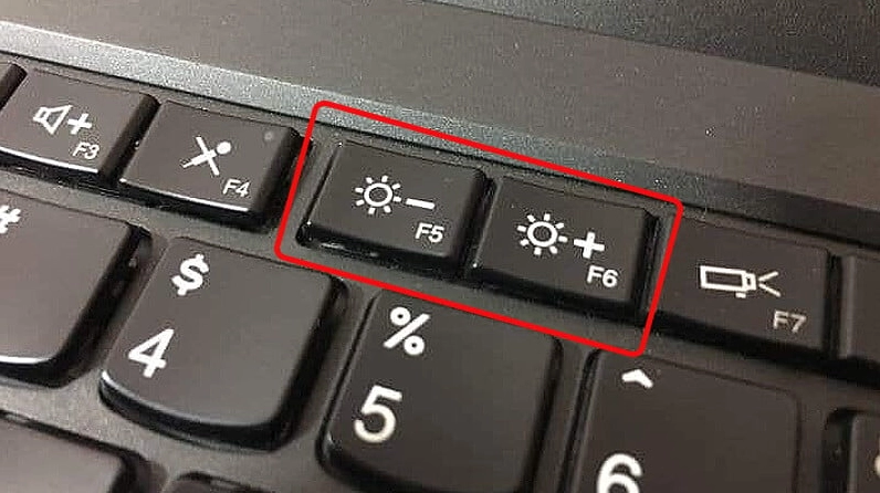 Tuyệt chiêu về cách tiết kiệm pin laptop hiệu quả năm 2026 4 Thao tác tinh chỉnh các thông số hệ thống giúp tiết kiệm pin laptop một cách tối đa