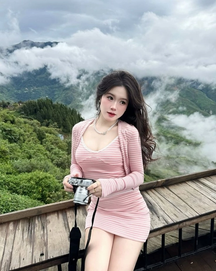 Thời trang đời thường mang hơi hướng quyến rũ
