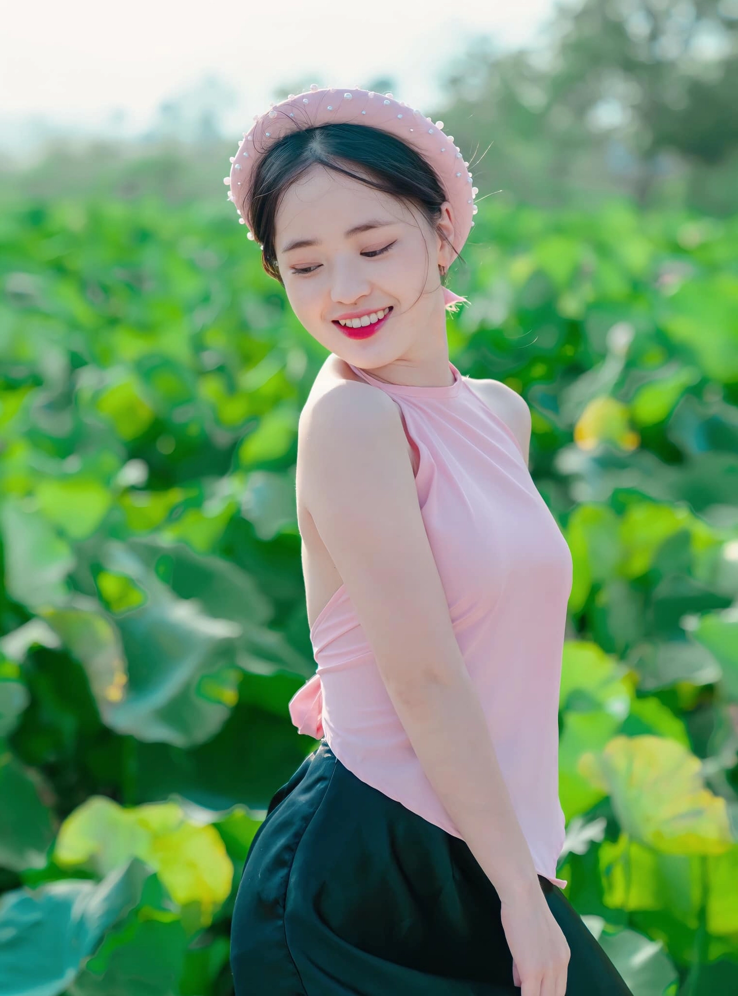 Vàng Thị Sinh nhận được nhiều lời khen ngợi của dân mạng