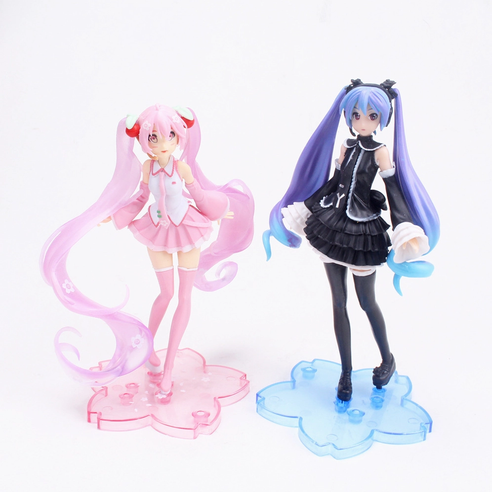 ảnh anime miku tươi cười rạng rỡ với trang phục bắt mắt