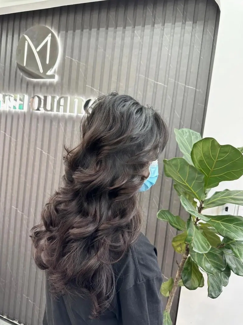 Bộ Sưu Tập Cận Cảnh Những Ảnh Cô Gái Đẹp Nhất Mọi Thời Đại 13 Ảnh cô gái đẹp với mái tóc nhuộm thời thượng và phong cách cá tính