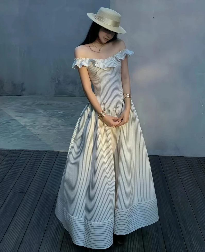 Bộ Sưu Tập Ảnh Gái Đẹp Công Sở Quyến Rũ Nhất Năm Nay Bạn Không Thể Bỏ Lỡ 5 Ảnh đẹp gái công sở với phong thái tự tin