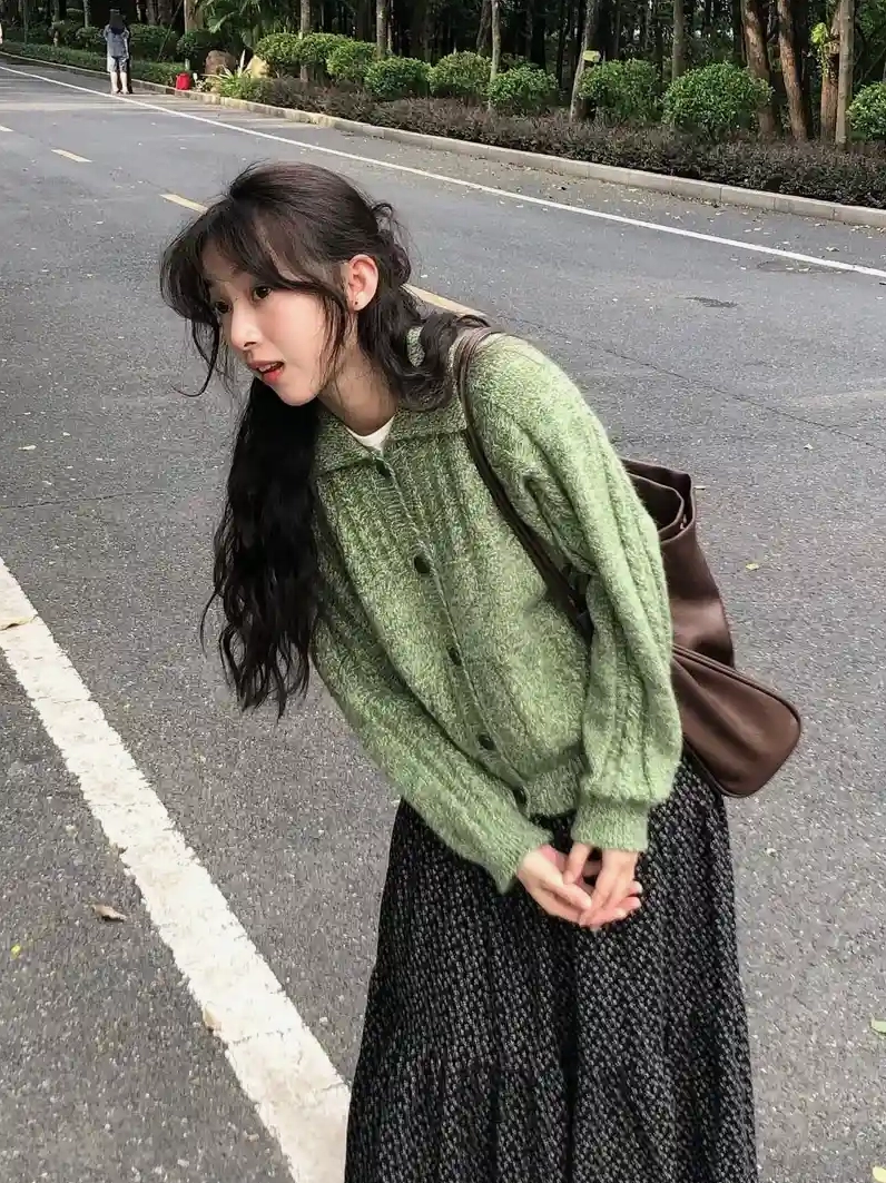 Bộ Sưu Tập Ảnh Gái Đẹp Công Sở Quyến Rũ Nhất Năm Nay Bạn Không Thể Bỏ Lỡ 11 Ảnh gái đẹp công sở đẹp nhất với nụ cười tỏa nắng