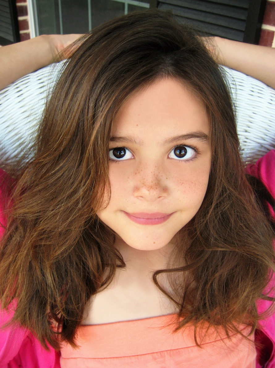 Ảnh gái xinh 2k10 với biểu cảm ngây thơ trong trẻo