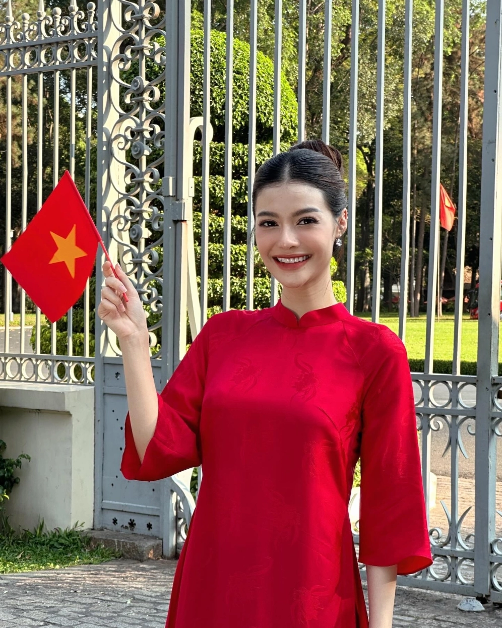 Ảnh gái xinh 2k5 dễ thương, thích hợp làm hình nền