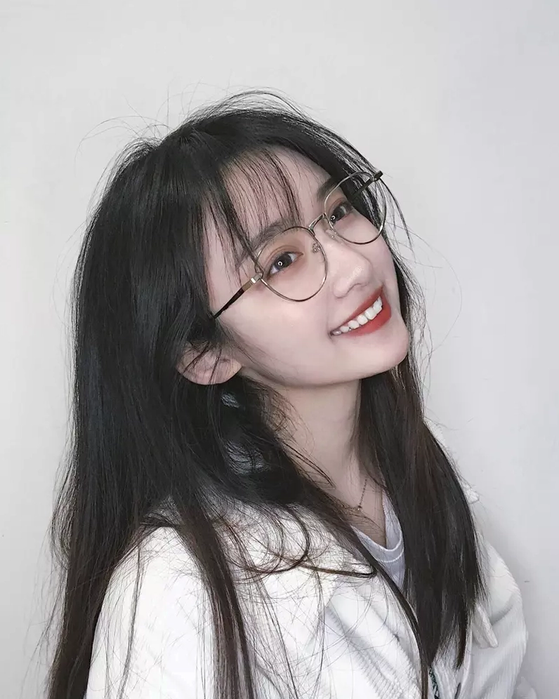 Ảnh gái xinh 2k9 cute ngọt ngào với nụ cười làm say đắm lòng người