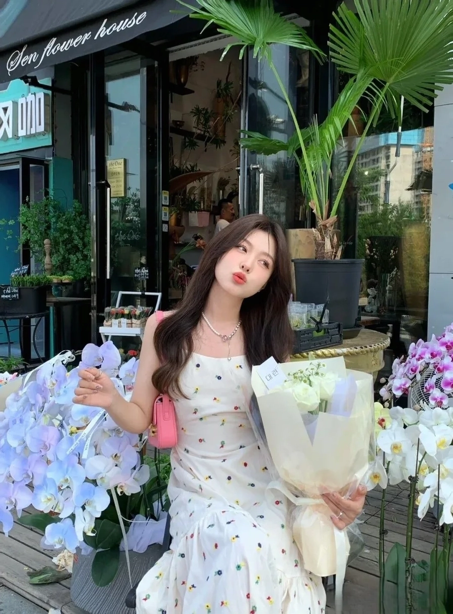 Ảnh gái xinh dễ thương với phong cách nhẹ nhàng cuốn hút