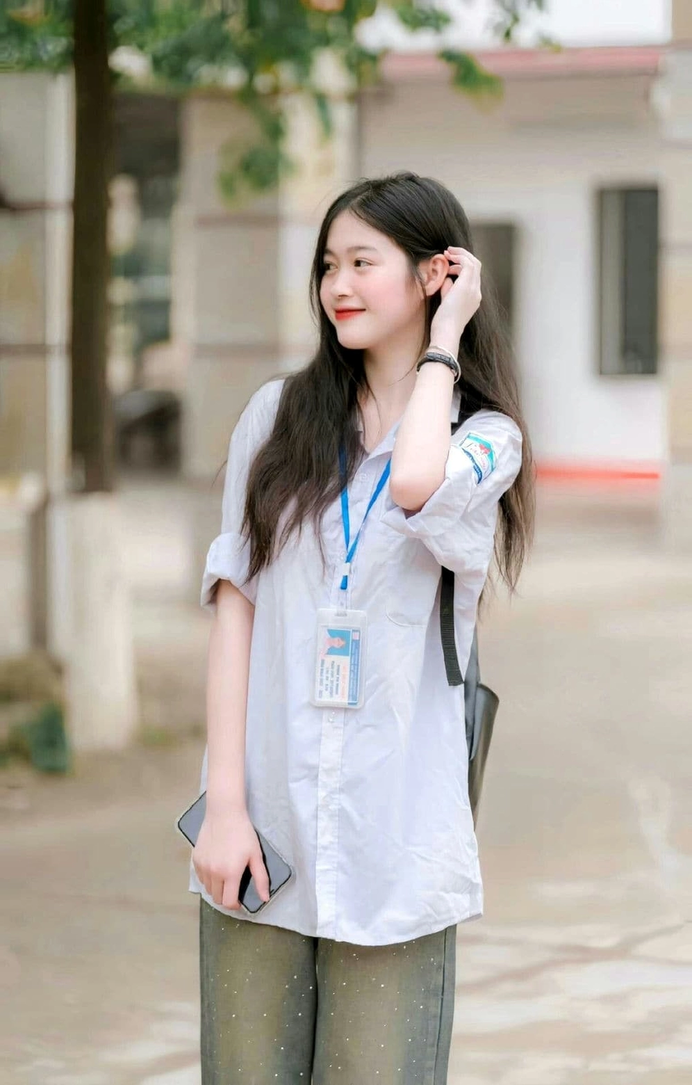 ảnh gái xinh k11 tươi tắn với nụ cười rạng rỡ