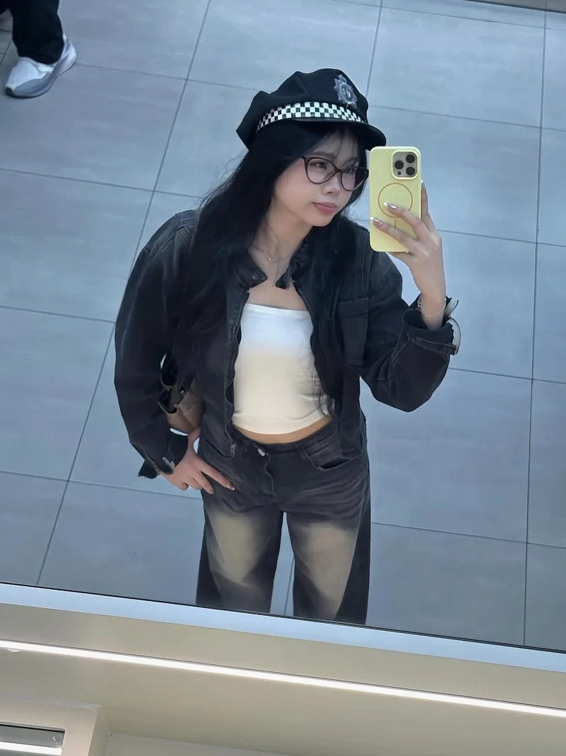 Bộ Sưu Tập Cận Cảnh Ảnh Mạng Gái Xinh Đẹp Và Cuốn Hút Nhất Hiện Nay 2 ảnh mạng gái xinh làm avatar ấn tượng