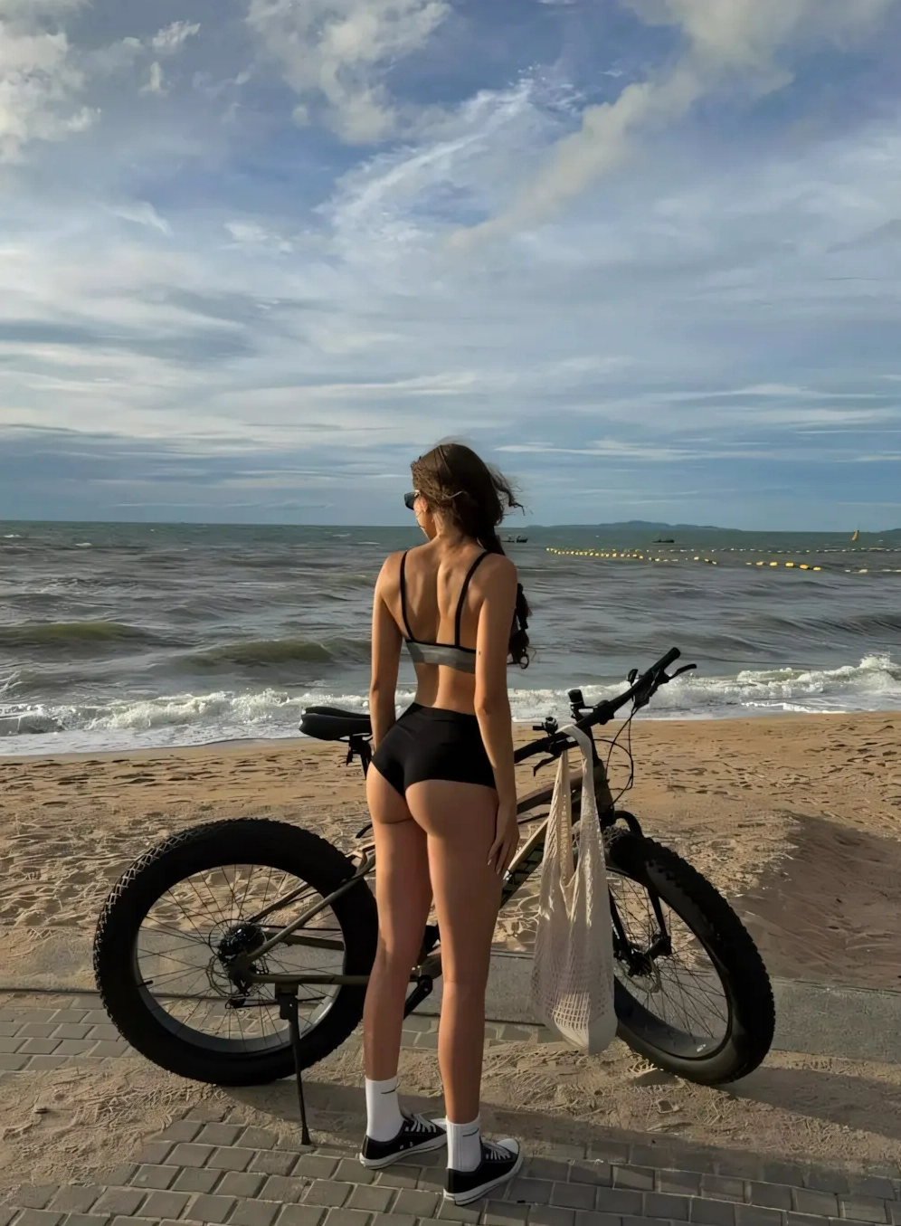 Bộ Sưu Tập Cận Cảnh Ảnh Mạng Gái Xinh Đẹp Và Cuốn Hút Nhất Hiện Nay 13 ảnh mạng gái xinh tập gym với legging gợi cảm