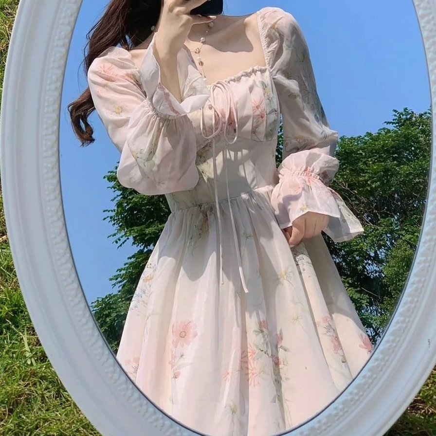 Ảnh mặt gái xinh thần thái cuốn hút