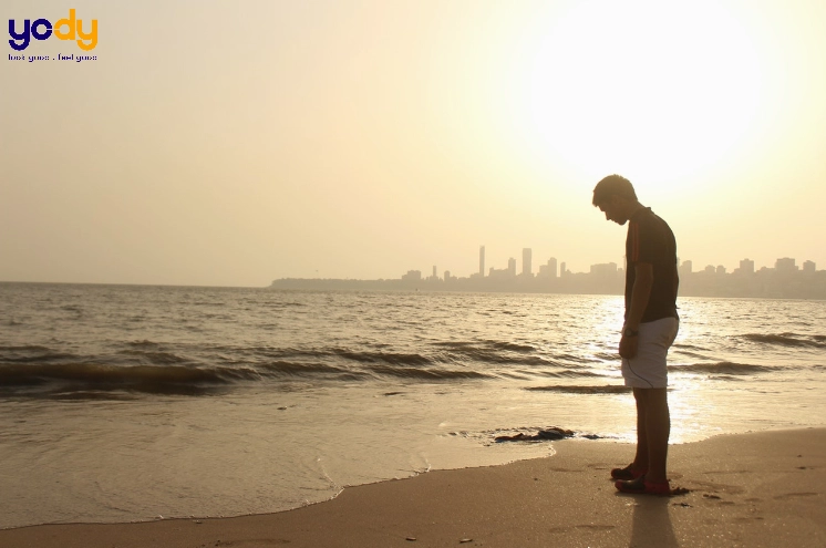 Cận cảnh 17 Ảnh Meme Mệt Mỏi: Bộ Sưu Tập Cười Xả Stress Của Bạn 12 Ảnh meme chàng trai mệt mỏi suy tư