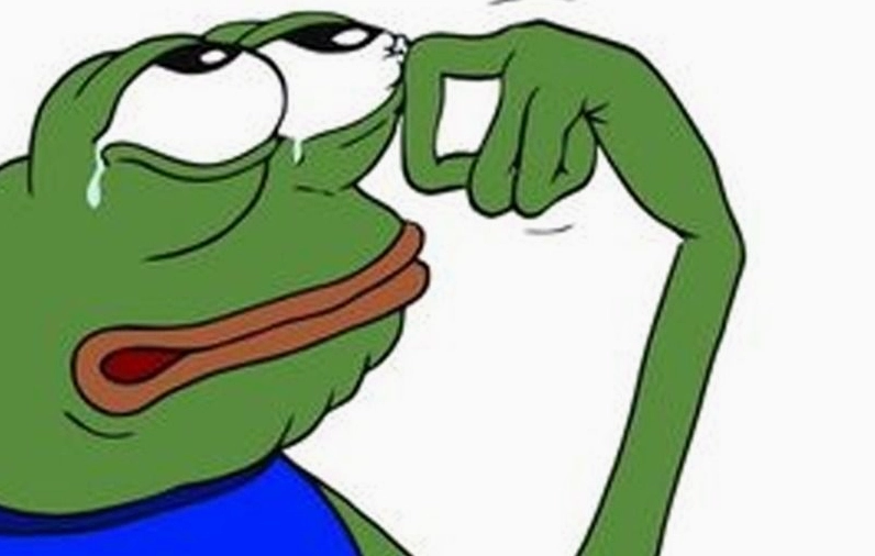 Ảnh meme ếch xanh buồn rười rượi với ánh mắt đượm sầu