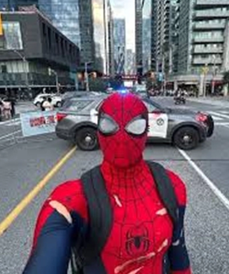 Bộ sưu tập ảnh meme người nhện huyền thoại và hài hước nhất 10 Ảnh meme người nhện với nhiều biểu cảm khác nhau, thể hiện sự đa dạng