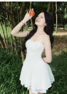 bo suu tap can canh nhung anh gai de thuong lam say dam long 195