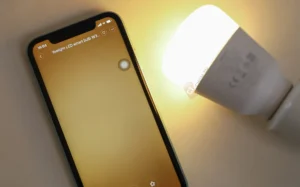 den thong minh la gi khai niem va ung dung trong doi song 518