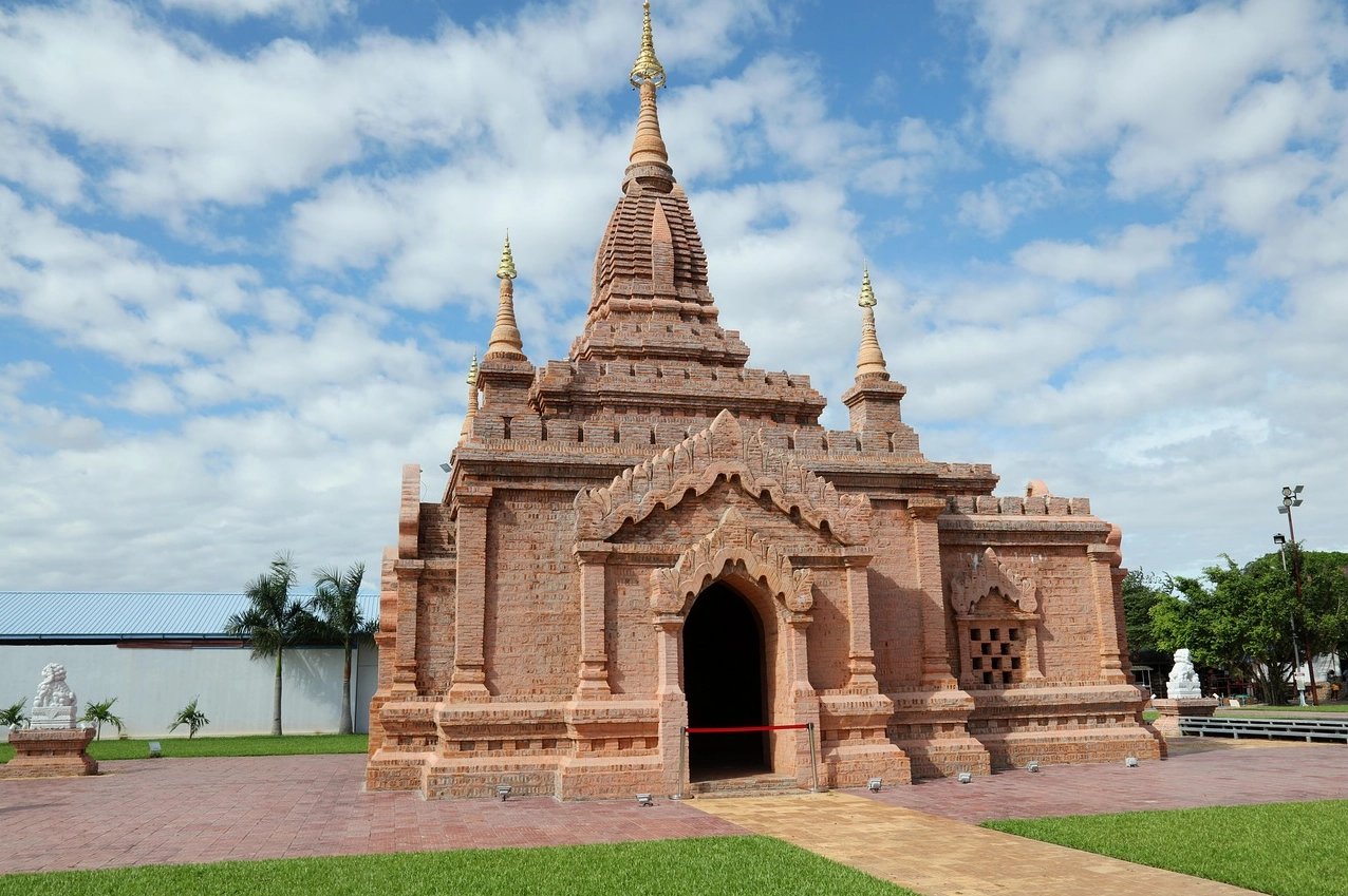 Hình nền đơn giản với hiệu ứng màu sắc gradient mềm mại.